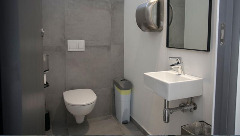 To Let Commercial Property for Rent in Claremont Western Cape